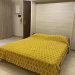 Estasi Apartment *