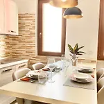 Apartment Estasi *
